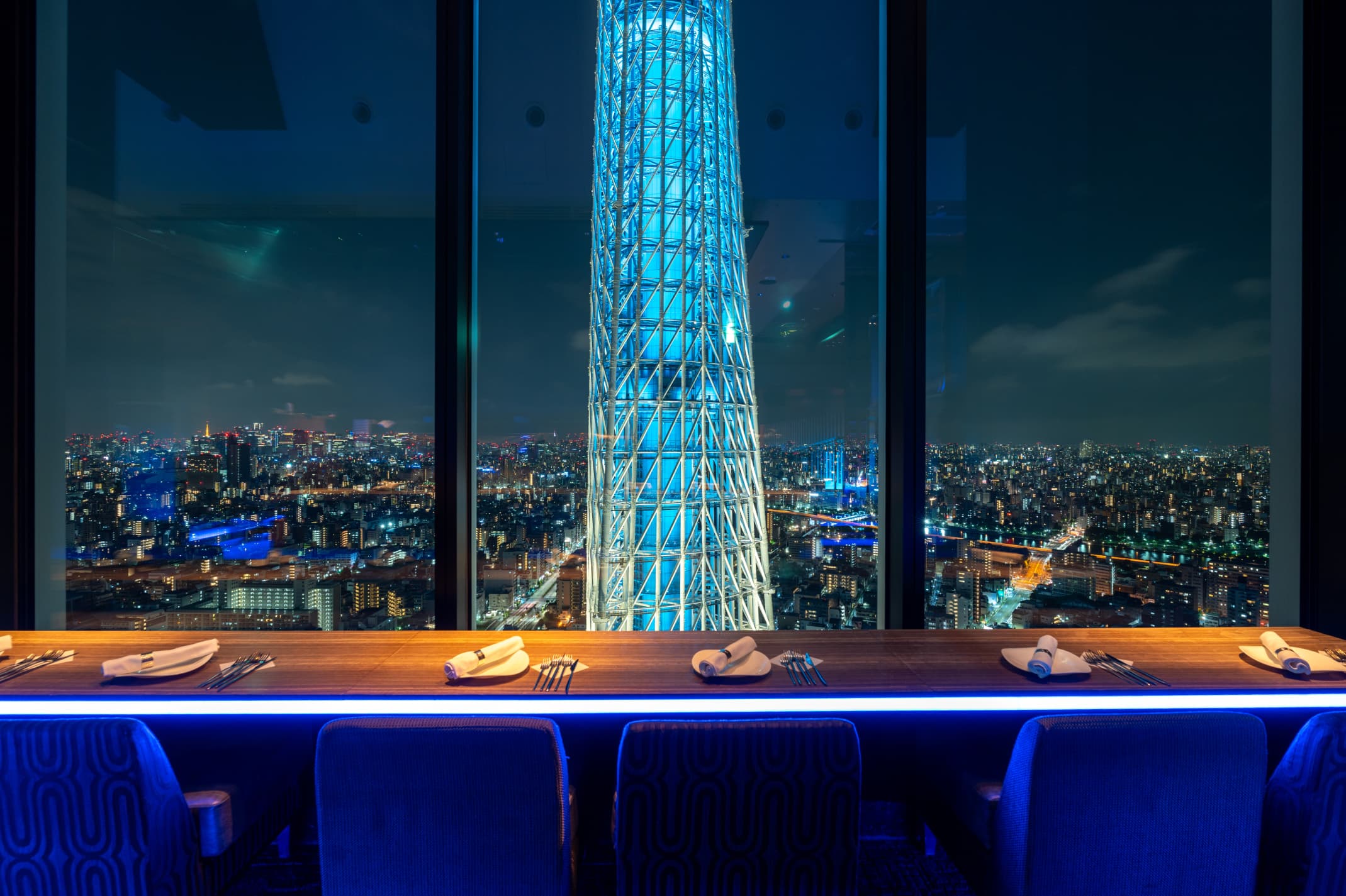天空LOUNGE TOP of TREE